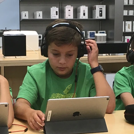 Noah at Apple.
